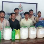 थाना क्षेत्र के अलग अलग जगहों से 94 लीटर अवैध कच्ची महुआ शराब के साथ बिक्री करने वाले 05 आरोपियों को किया गया गिरफ्तार