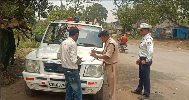 शराब पी कर वाहन चलाने वाले एवं यातायात नियमों का उल्लंघन करने वाले कुल 13 वाहन चालकों के विरुद्ध मोटर वाहन अधिनियम की विभिन्न धाराओं के अंतर्गत की गई कार्यवाही !