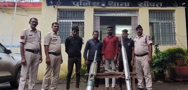 किसानों की नींद उड़ा रहे थे चोर, पुलिस ने धरा : सीपत में पंप चोरी का मामला सुलझा, 4 आरोपी गिरफ्तार