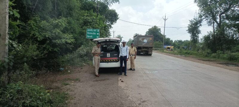 सड़क सुरक्षा पर पुलिस का फोकस : यातायात नियम तोड़ने पर 88 चालकों पर कार्यवाही, 38 हजार का जुर्माना.