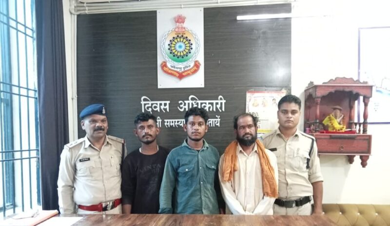 क्षेत्र में अशांति फैलाने वालों के विरूद्ध थाना सरकण्डा पुलिस की कार्यवाही : आरोपियों को गिरफ्तार कर न्यायालय में किया गया पेश.