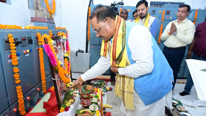 मुख्यमंत्री विष्णु देव साय ने की भगवान विश्वकर्मा की पूजा-अर्चना, प्रदेशवासियों को विश्वकर्मा जयंती की शुभकामनाएं दी