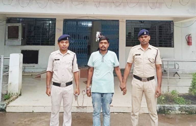 ड्रग्स का कारोबार : कौन कर रहा था ब्राउन शुगर की सप्लाई ? पुलिस ने खोला राज, एक सप्लायर गिरफ्तार, जाने क्या है इस मामले की पूरी कहानी ?