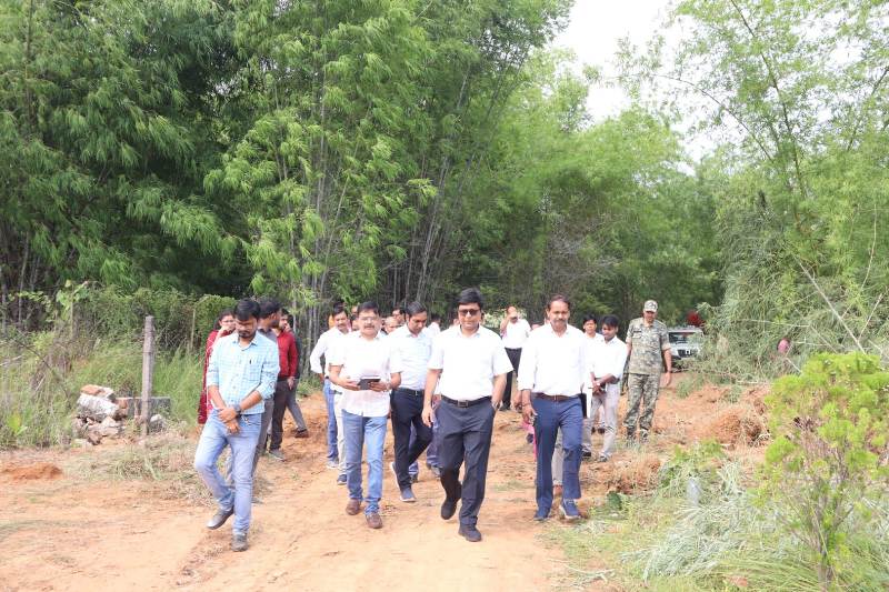 जशपुर में सरगुजा विकास प्राधिकरण की बैठक : मधेश्वर नेचर कैम्प में होगी, कलेक्टर-एसपी ने तैयारियों का लिया जायजा, अतिथियों के लिए विशेष व्यवस्था, सुरक्षा के पुख्ता इंतजाम