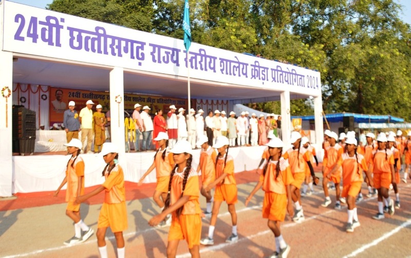 कैबिनेट मंत्री लखन लाल देवांगन ने 24वीं राज्य स्तरीय शालेय खेल प्रतियोगिता का किया शुभारंभ : पांचों संभाग के खिलाड़ी चार दिनों तक करेंगे अपने खेल कौशल का प्रदर्शन