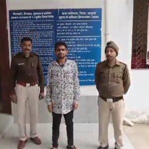 प्रतिबंधित नशीले इंजेक्शन की तस्करी के मामले में सरगुजा पुलिस की लगातार कार्यवाही : आरोपी के कब्जे से 40 नग प्रतिबंधित नशीले इंजेक्शन किये गये जप्त… एनडीपीएस एक्ट के अंतर्गत की गई कार्यवाही.