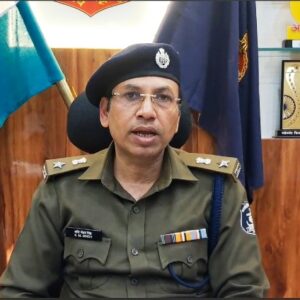 जशपुर में किरायेदारों का पुलिस रिकॉर्ड होगा अनिवार्य : मकान मालिकों को देनी होगी पूरी जानकारी…अपराध नियंत्रण के लिए जशपुर पुलिस का नया अभियान…30 दिसंबर तक का दिया गया समय.