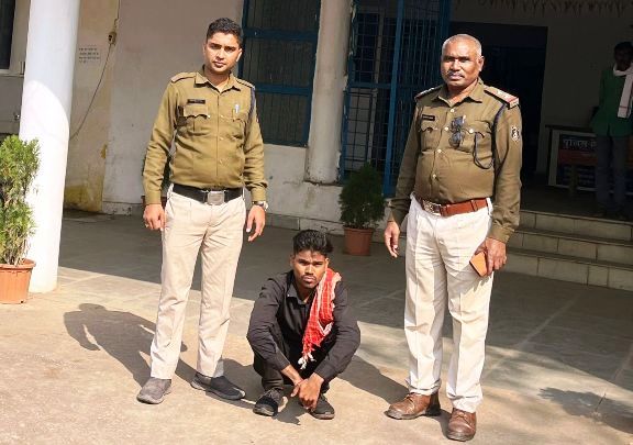 पुसौर पुलिस की त्वरित कार्यवाही : युवती की शिकायत पर पुलिस ने छेड़खानी के आरोपी को किया गिरफ्तार… भेजा गया रिमांड पर.