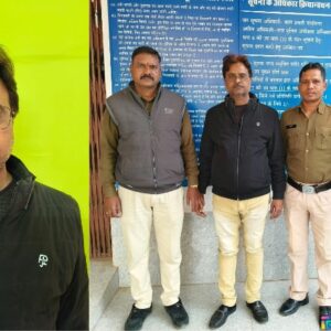 सरगुजा पुलिस की बड़ी सफलता : रकम दुगनी करने का झांसा दे कर करोड़ों की ठगी के मामले में संलिप्त वेलफेयर बिल्डिंग प्राइवेट लिमिटेड का जोनल मैनेजर गिरफ्तार… भेजा गया न्यायिक अभिरक्षा में.
