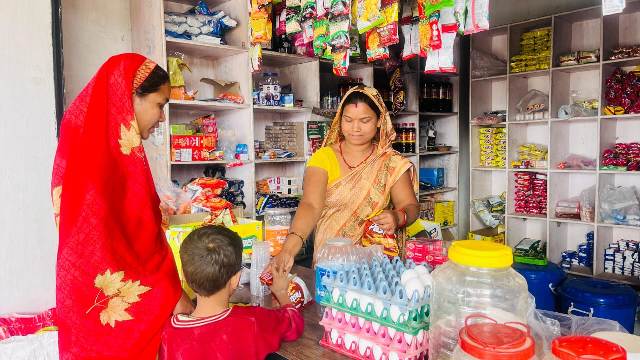 बिहान योजना: जशपुर की सुषमा का घर से दुकान तक की प्रेरक कहानी, बनीं आत्मनिर्भर लखपति दीदी