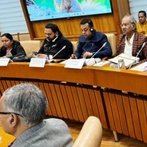 संसद की शिक्षा, महिला, बाल, युवा और खेल समिति की बैठक में सम्मिलित हुए सांसद बृजमोहन.