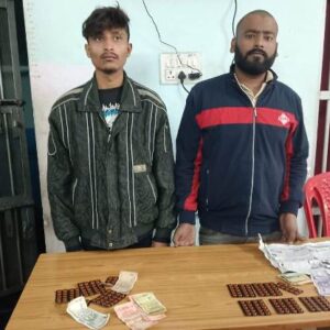 प्रतिबंधित नशीली टेबलेट बिक्री करते 02 आरोपी गिरफ्तार : कब्जे से कुल 180 नग प्रतिबंधित नशीली टेबलेट Nitrazepam Tablets IP Nitrosun-10 किया गया है जप्त