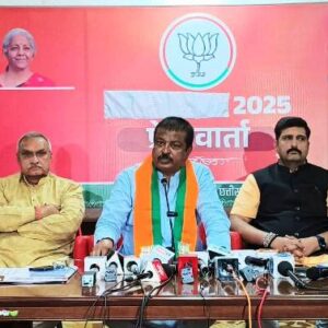 रायपुर नगर निगम में कांग्रेस के 15 साल के कुशासन पर भाजपा ने जारी किया आरोप-पत्र : कांग्रेस के शासन में रायपुर को मिली भ्रष्टाचार और बदहाली – संजय श्रीवास्तव