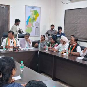 प्रदेश कांग्रेस कार्यकारिणी की बैठक संपन्न : चुनाव परिणामों की समीक्षा एवं संगठन विस्तार पर चर्चा – हाल ही में हुए नगरीय निकाय एवं त्रि-स्तरीय पंचायत चुनावों के परिणामों का किया गया विश्लेषण, संगठन विस्तार को लेकर नई रणनीति की गई तैयार.