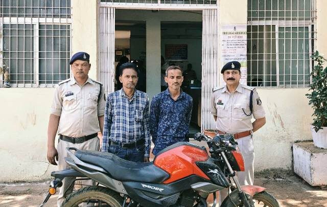 सीपत पुलिस की त्वरित कार्यवाही : बाइक चोरी के बाद बेच दी 20 हजार में, पुलिस ने 48 घंटे में ही पकड़ कर भेजा जेल, जानें पूरा मामला..!