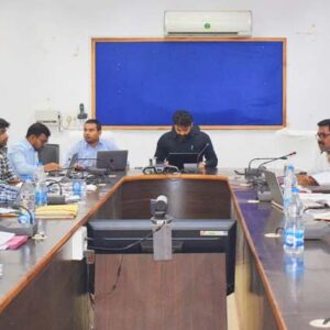 जशपुर कलेक्टर ने की जनपद पंचायतों में संचालित विभिन्न योजनाओं के कार्य प्रगति की समीक्षा : कहा – सभी ग्राम पंचायतों में ग्रामीण सचिवालयों का नियमित रूप से हो संचालन
