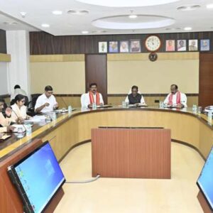 राज्य में शुरू होगी मुख्यमंत्री ग्रामीण बस सुविधा योजना : दूरस्थ अंचल के लोगों को मिलेगी आवागमन की सुविधा, मुख्यमंत्री की अध्यक्षता में मंत्रिपरिषद ने दी मंजूरी