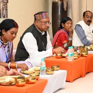 विशेष लेख : सुरक्षा और रोजगार की गारंटी के साथ बढ़ा महिला श्रमिकों का सम्मान, छत्तीसगढ़ सरकार की योजनाओं से आ रहे बदलाव