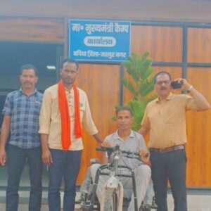 2022 के हादसे ने छीनी चाल, 2025 में सीएम कार्यालय ने लौटाया आत्मबल—श्याम यादव की प्रेरक कहानी