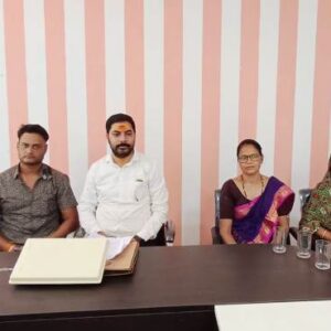 नगर पंचायत कुनकुरी में विकास विरोध का नया चेहरा : अध्यक्ष विनयशील पर भाजपा पार्षदों ने लगाया सुनियोजित राजनैतिक षड्यंत्र रचने का आरोप.. देखें प्रेस वार्ता का पूरा विडिओ..!