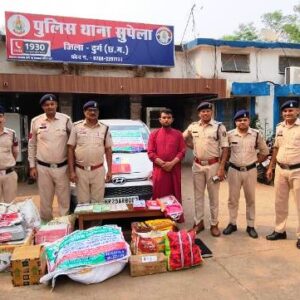 गृह एवं कुण्डली में दोष होने से जान का ख़तरा बता कर 36 लाख की ठगी की साजिश, ब्लैकमेल ने उड़ाए होश, प्रार्थिया को फ्लैट से जाने की धमकी, योगगुरु कुंडली बाबा गिरफ्तार, भेजा गया जेल.