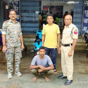 खून के रिश्ते को किया तार-तार :  बाइक नहीं दी तो कर दिया लहूलुहान !”, बेटे की टांगी से पिता गंभीर घायल, आरोपी पुत्र गिरफ्तार कर न्यायालय में किया गया प्रस्तुत, भेजा गया जेल.