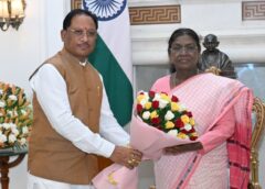 मुख्यमंत्री विष्णुदेव साय ने नई दिल्ली में राष्ट्रपति द्रौपदी मुर्मू से की सौजन्य भेंट, छत्तीसगढ़ के रजत जयंती वर्ष पर चर्चा