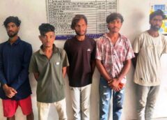 अपराध समाचार : गौरा-गौरी मीटिंग के बाद मचा बवाल, नुकीले हथियार से हमला, घंटों में खुला हमला कांड का राज, गंगाराम यादव पर हमला करने वाले पांच आरोपी गिरफ्तार कर भेजे गये न्यायिक रिमांड पर.