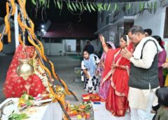 मुख्यमंत्री निवास में सजी आध्यात्मिक छटा! तुलसी-विवाह में मुख्यमंत्री साय ने सपरिवार की पूजा, बोले – “यह पर्व जीवन में नवआरंभ का प्रतीक”
