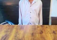 चाय दुकान संचालक के मकान में हुई चोरी का खुलासा : ताला तोड़ कर उड़ाए 40 हजार ! खर्च किया पैसा – सिर्फ 1500/- बरामद, सरकण्डा पुलिस ने संदिग्ध की हरकत पर चोरी कर रुपये उड़ाने वाले युवक को गिरफ्तार कर न्यायालय में किया प्रस्तुत.