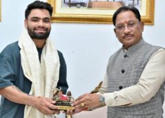 क्रिकेट स्टार रिंकू सिंह और CM विष्णुदेव साय की हाई-प्रोफाइल मीटिंग—युवा खिलाड़ियों के लिए बनेगी नई स्पोर्ट्स पॉलिसी का मार्ग