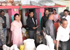 अवैध धान कारोबार पर कलेक्टर का शिकंजा कसने बालोद में छापेमारी तेज, गुजरा में व्यापारी से मिला 10 क्विंटल से अधिक अतिरिक्त स्टॉक, 75 बोरी जब्त