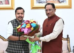 मुख्यमंत्री निवास में हुई अहम मुलाकात: विष्णु देव साय ने बिहार के पथ निर्माण मंत्री नितिन नवीन का किया सम्मान