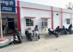 त्योहार से पहले सख्त हुई जशपुर पुलिस : 120 मामलों में ट्रैफिक नियम तोड़ने वालों पर गिरी गाज, नियम तोड़े तो सजा तय ! जशपुर पुलिस ने ट्रैफिक उल्लंघन पर दिखाई सख्ती, ₹44 हजार से अधिक वसूला जुर्माना.