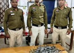 मड़ई मेला में खतरे की आहट ! मेले में छुपे हथियारों का खुलासा, करहीबाजार पुलिस की चेकिंग में निकले घातक लोहे के कड़े, पुलिस ने युवाओं से 500 धारदार लोहे के कड़े किए जब्त.
