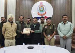 बुर्काधारी चोर की गिरफ्तारी पर सराफा व्यवसायियों ने जताया पुलिस के प्रति आभार : सोना-चांदी उड़ाने की थी तैयारी, पुलिस की फुर्ती से सलाखों के पीछे पहुंचा बुर्काधारी चोर.
