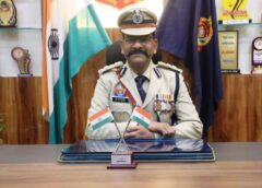 जशपुर पुलिस में बड़ा बदलाव ! रायपुर से जशपुर तक असरदार ट्रैक रिकॉर्ड, डीआईजी व एसएसपी आईपीएस डॉ. लाल उमेद सिंह ने नए पुलिस अधीक्षक के रूप में संभाली जिले की कमान.