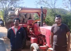 पुलिस की बड़ी कार्रवाई : दोकड़ा क्षेत्र में धान खरीदी सीजन में बिचौलियों पर कसी नकेल, दो ट्रैक्टर और एक पिक-अप से 123 क्विंटल धान किया जब्त, कार्यवाही हेतु सौंपा जिला प्रशासन को.