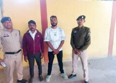 खुद को पत्रकार बताकर वसूली करने वाला गिरोह बेनकाब : पत्रकार नहीं ब्लैकमेलर निकले ‘न्यूज़ चैनल’ वाले ! शिक्षकों से उगाही करने वाले आरोपी दो फर्जी पत्रकार गिरफ्तार कर न्यायिक अभिरक्षा में भेजे गए जेल.