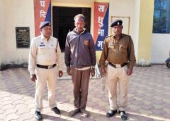 गौ तस्करों पर कहर बना ऑपरेशन शंखनाद : जंगल में पकड़ा गया गौ तस्करी का खेल ! पैदल हांक कर ले जाए जा रहे चार गौ-वंश छुड़ाए, ग्रामीणों ने पकड़ा आरोपी, पुलिस ने भेजा जेल.