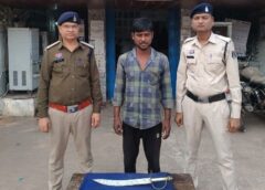 भाई से विवाद में धारदार हथियार से हमला, आरोपी पुलिस रिमांड पर; पुलिस की त्वरित कार्रवाई से बड़ा हादसा टला