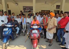 सशक्तिकरण की मिसाल: कवर्धा में उपमुख्यमंत्री विजय शर्मा की तत्परता से धरम सिंह पटेल और उलख राम पटेल को मिली सहायक उपकरणयुक्त स्कूटी, 100 से अधिक दिव्यांगों को मिल चुका लाभ