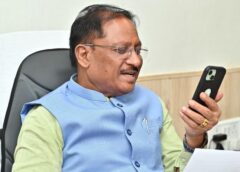 यूपीएससी में सफल छत्तीसगढ़ के युवाओं से मुख्यमंत्री विष्णु देव साय ने किया वीडियो कॉल पर संवाद, कहा—आपकी सफलता प्रदेश के लाखों युवाओं के लिए बनेगी प्रेरणा