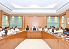 मुख्यमंत्री विष्णु देव साय का मीडिया विभाग से संवाद, विकास योजनाओं के प्रचार और नक्सलवाद के खिलाफ निर्णायक अभियान की आवाज बुलंद करने का किया आग्रह