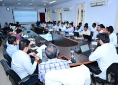 जशपुर कलेक्टर का सख्त रुख: छात्रावासों की हर महीने होगी जांच, भोजन-सुरक्षा में लापरवाही पर कार्रवाई; अनुपस्थित नेशनल हाईवे अधिकारी को नोटिस, निजी अस्पतालों को तय तारीखों पर महिला स्वास्थ्य जांच के निर्देश