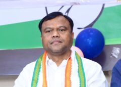 “भाजपा सरकार से न रुपया संभल रहा, न अर्थव्यवस्था” — दीपक बैज का हमला, डॉलर के मुकाबले गिरते रुपये और महंगाई को बताया गलत आर्थिक नीतियों का परिणाम