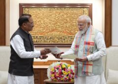 बस्तर 2.0 की ऐतिहासिक शुरुआत: CM विष्णुदेव साय ने PM मोदी को दिया दौरे का न्योता, 360° विकास ब्लूप्रिंट से टूरिज्म, स्टार्टअप, इंफ्रा और रोजगार को मिलेगी नई रफ्तार
