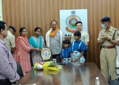 30 साल की सेवा का सम्मान : देवसाय तिर्की की विदाई बनी चर्चा का विषय ! “सेवानिवृत्ति नहीं, नई शुरुआत” – एसएसपी के इस बयान ने समारोह को बना दिया यादगार!