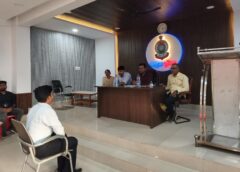 सरगुजा पुलिस की अनूठी पहल : युवाओं को मिला जनसेवा का अवसर, 18 अभ्यर्थी बने सामुदायिक पुलिसिंग का हिस्सा, पुलिस मितान के साथ मिलकर चलाएंगे जागरूकता अभियान.