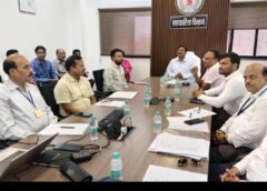 नागरिक सहकारी बैंकों में बढ़ेंगी आधुनिक बैंकिंग सुविधाएं, सहकारिता आयुक्त ने मोबाइल और इंटरनेट बैंकिंग सेवाएं शुरू करने के दिए निर्देश